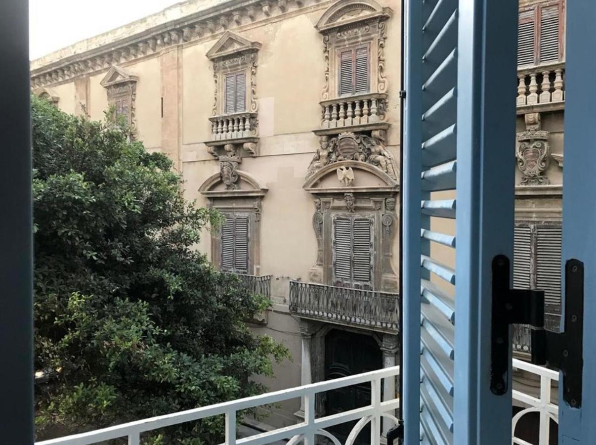 Trapani Albergo Diffuso Palazzo Mauro Luaran gambar
